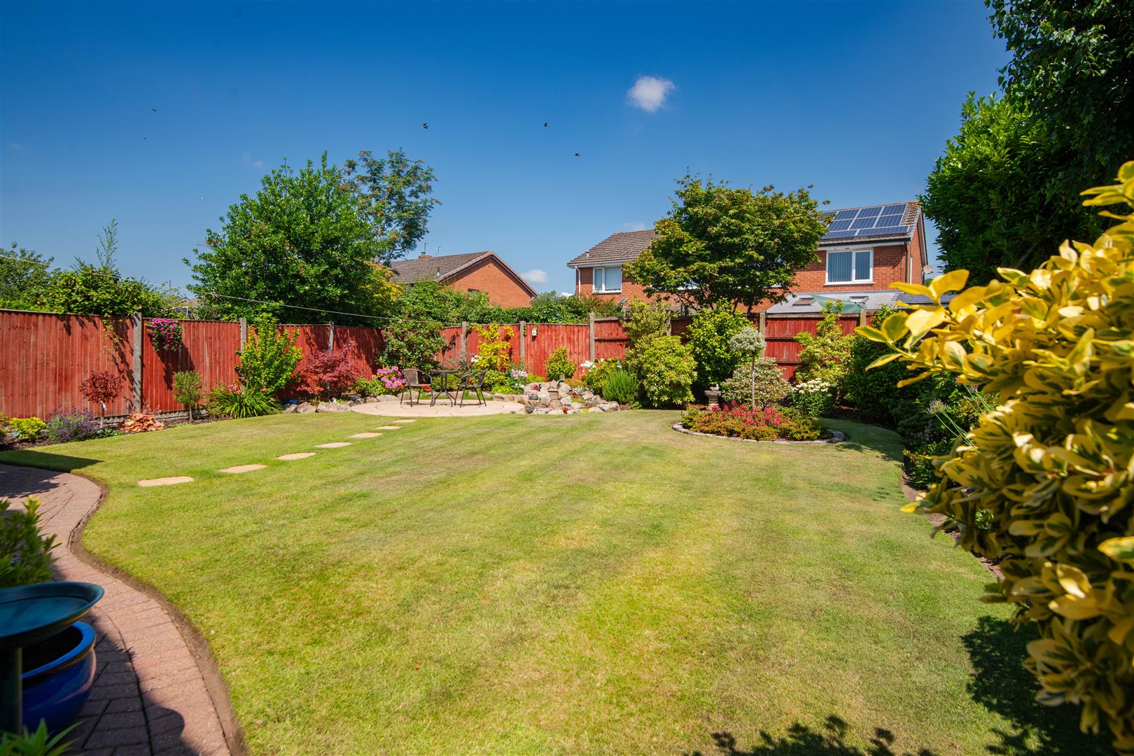 Fox Lane, Leyland